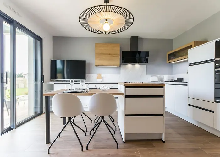 Avec Piscine Chauffee, Spa, Proche Et Commerces, Jardin Privatif Et - Fr-1-306-1207 Casa de Férias