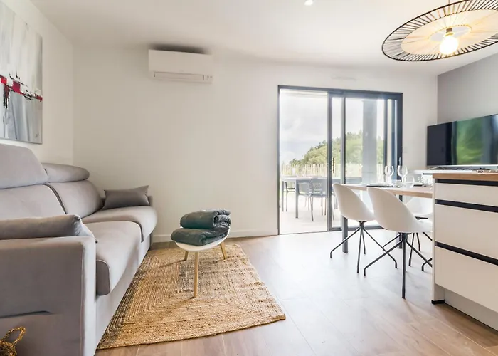 Casa de Férias Avec Piscine Chauffee, Spa, Proche Et Commerces, Jardin Privatif Et - Fr-1-306-1207 *